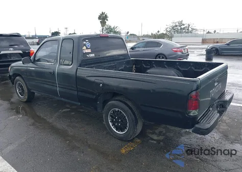 1995 Toyota Tacoma Xtracab из США, поврежденный, VIN 4TAUN53B9SZ030962